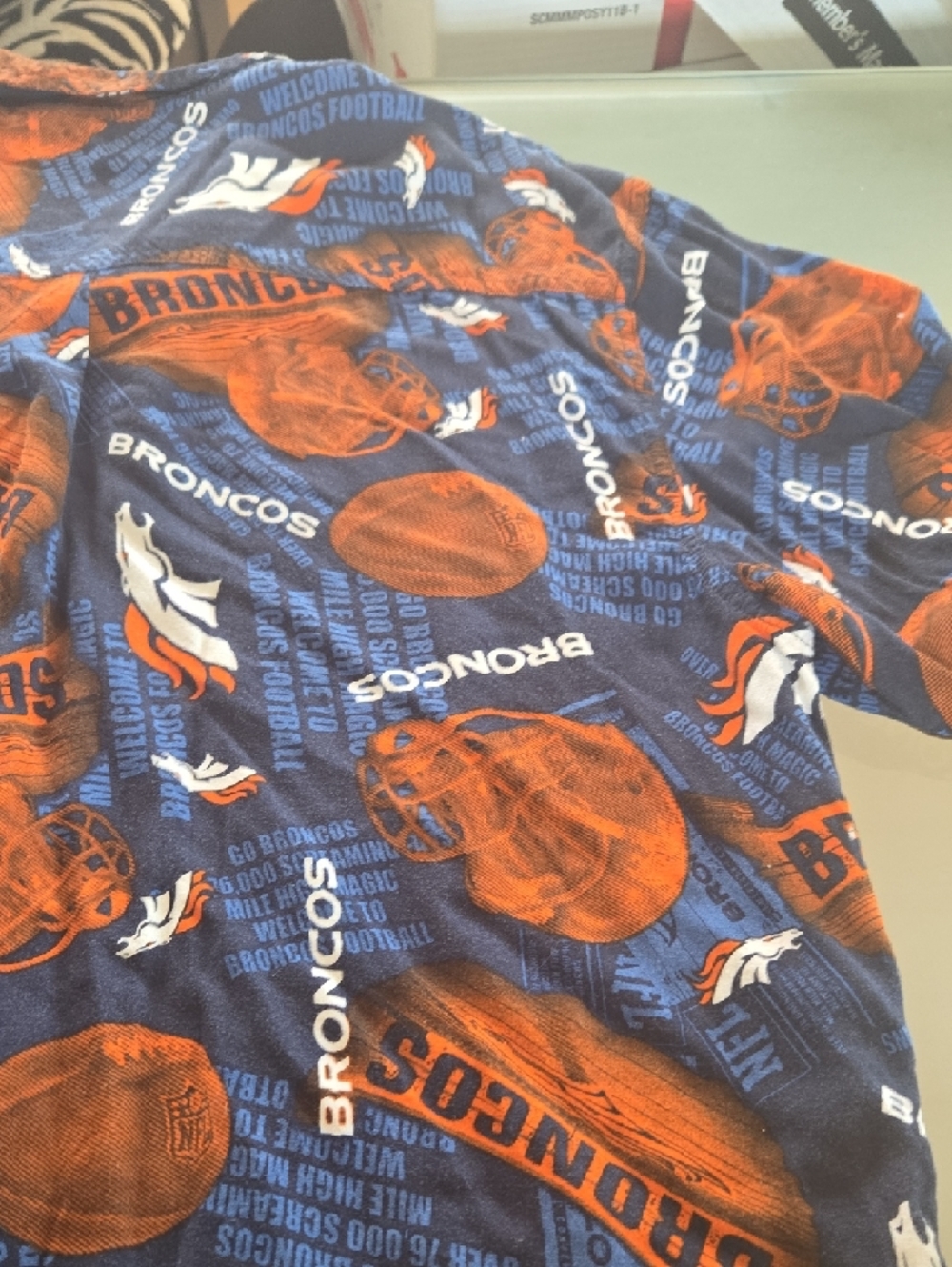 Team Apparel Denver Broncos Navy Blue and Orange Button-Down Shirt - Picture 11 of 11